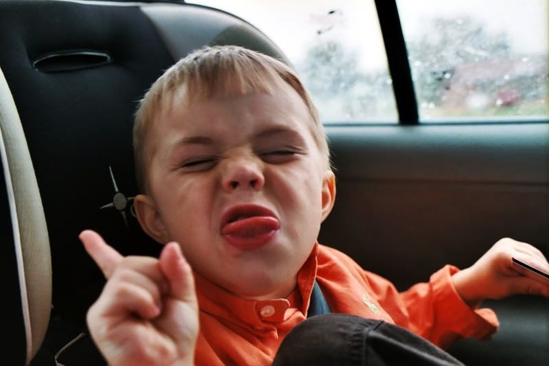 IMAGE: http://i48.photobucket.com/albums/f201/mystikal33/Kids/027_24A-1.jpg