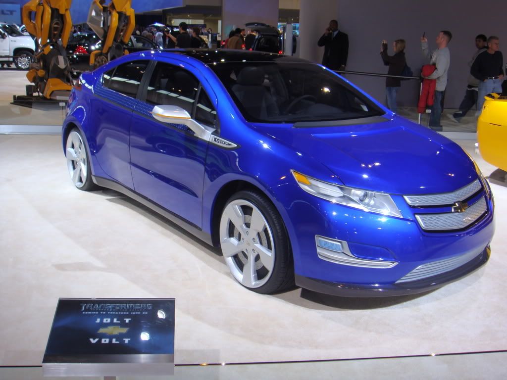 http://i48.photobucket.com/albums/f206/BHiga6181/Transformers/JOLT-ChevyVolt.jpg