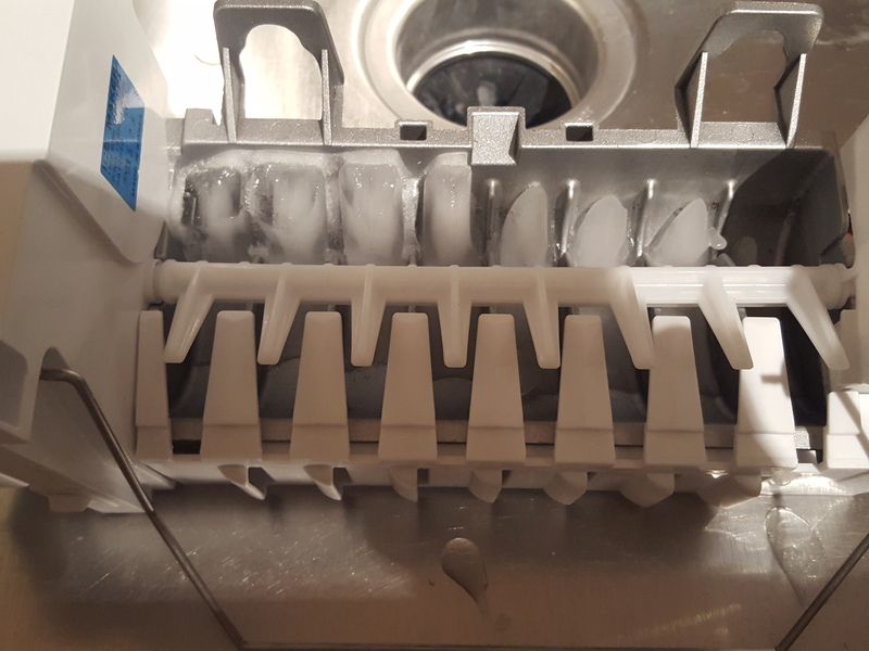 Icemaker in Kenmore Frige not making ice feeler arm just going up and down Page 1