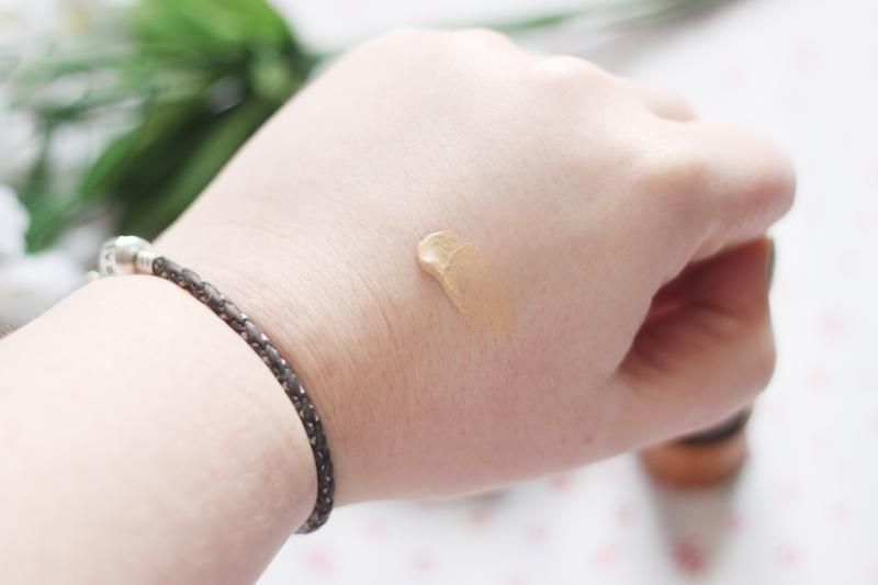 Tarte Amazonian Clay Ivory Swatch