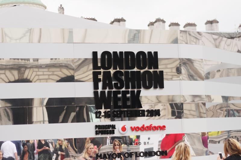 photo londonfashionweek_zps6b3fd2b5.jpg