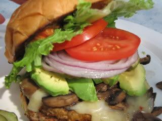 Gillwood's Gardenbuger w/mushroom &amp; Avocado