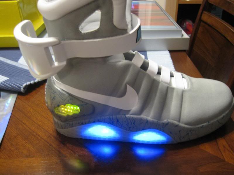 nike factory defect shoes