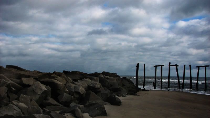 IMAGE: http://i48.photobucket.com/albums/f217/linus4/yerp-1.jpg