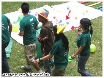 http://i48.photobucket.com/albums/f218/sheilalucia/img2.jpg