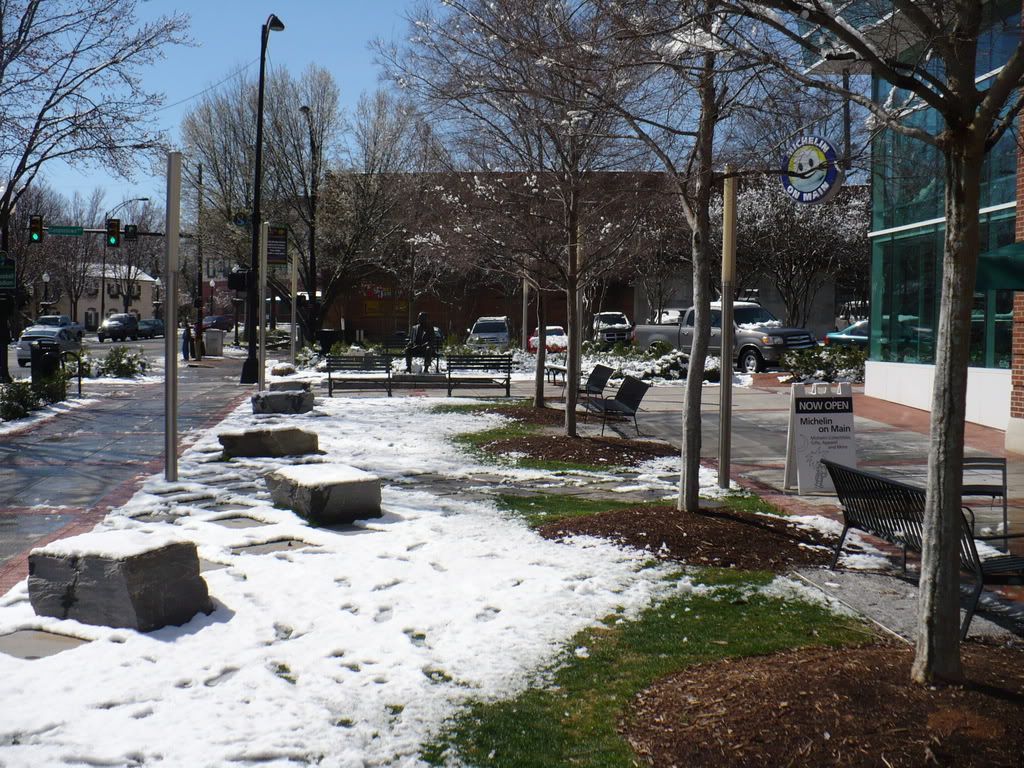 Photos of Snow in the Upstate (Columbia, Greenville vehicles, area