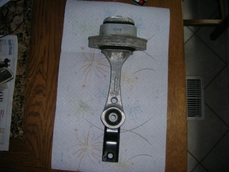 Stock R32 Motor mounts (set of 3) 200obo VW Vortex Volkswagen Forum