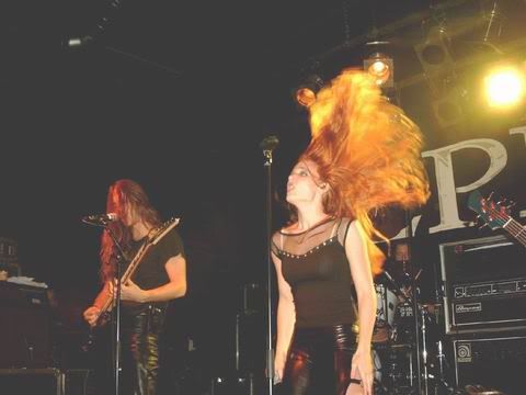 http://i48.photobucket.com/albums/f224/petertim/Resizeofweb-Epica13-12-200354.jpg