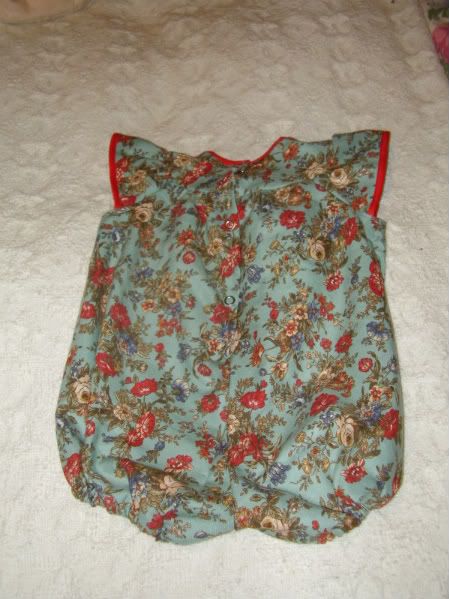 Babyclothes006.jpg