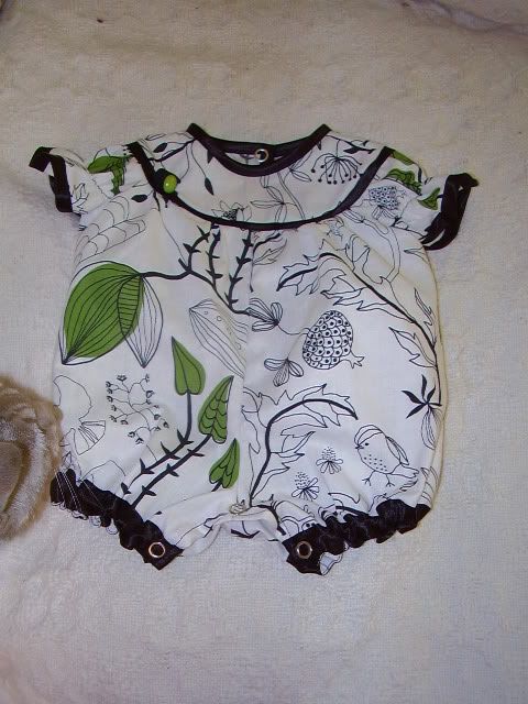 Babyclothes012.jpg