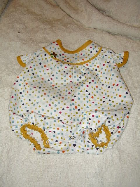 Babyclothes013.jpg