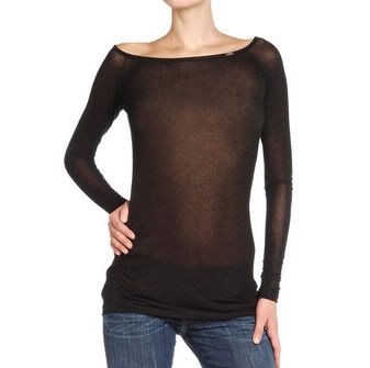 http://i48.photobucket.com/albums/f227/viola_k/black_long_sleeve_53.jpg