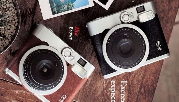  photo Fujifilm Instax Mini 90 Neo Classic Camera_zps0n4ydw7r.jpg
