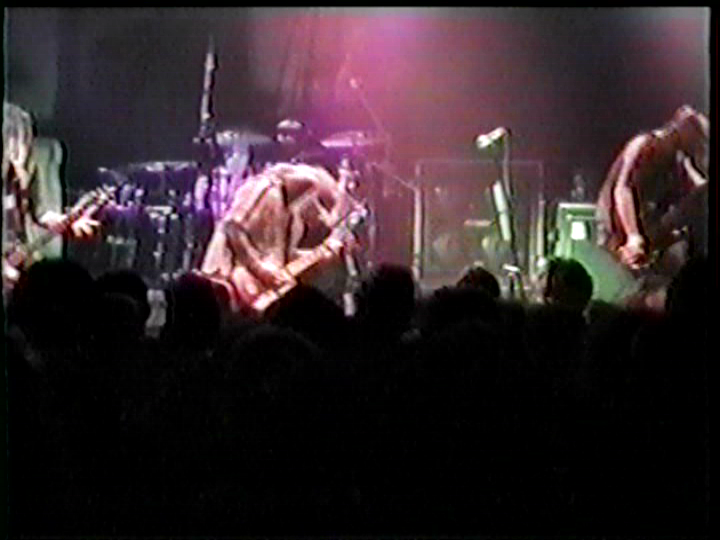 soulfly  09/28/98  Odeon Concert Club Cleveland, OH -3 photo PDVD_451.png