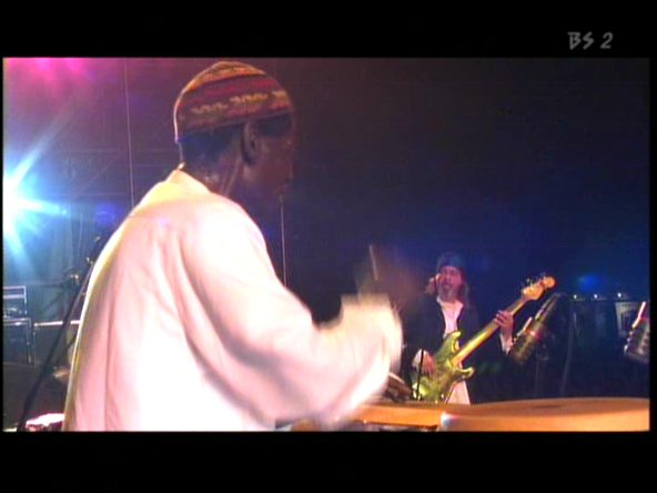 Material_bill laswell 2005-08-20_Tokyo photo PDVD_464.png