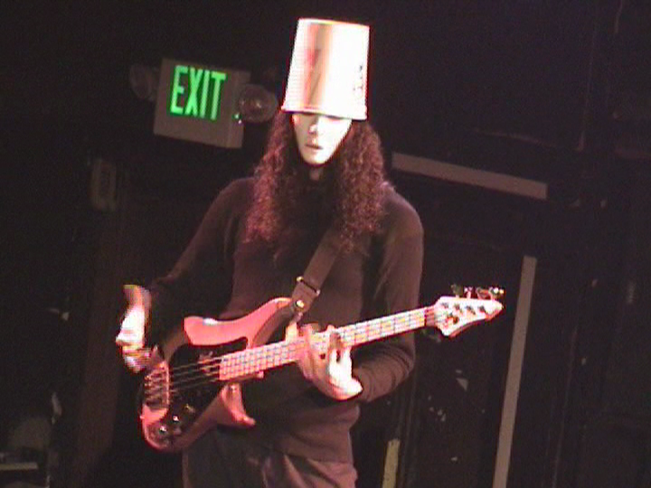 Buckethead (solo) January 27, 2012 The Catalyst Santa Cruz, photo vlcsnap-2013-08-12-10h10m30s90.png