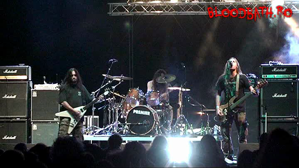 E Force - Live @ OST Mountain Fest 2011  date: 23 July 2011 place: Cetatea Rasnov, Rosenau, Romania photo vlcsnap-2013-08-15-21h38m24s45.png