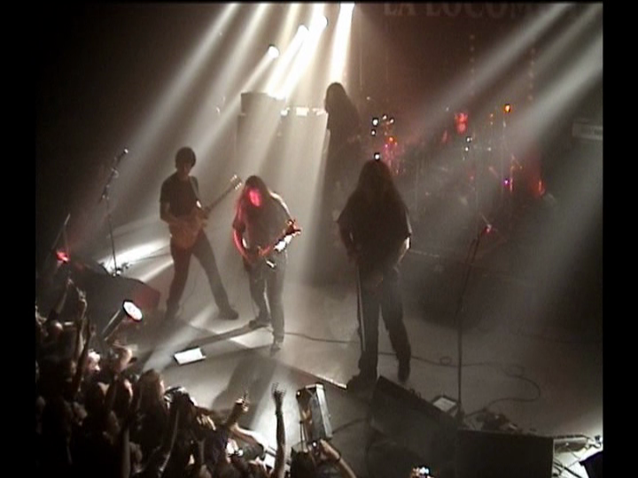 Testament - 2005-05-09 - La Locomotive. Paris France stage photo vlcsnap-2014-06-25-12h13m29s98.png