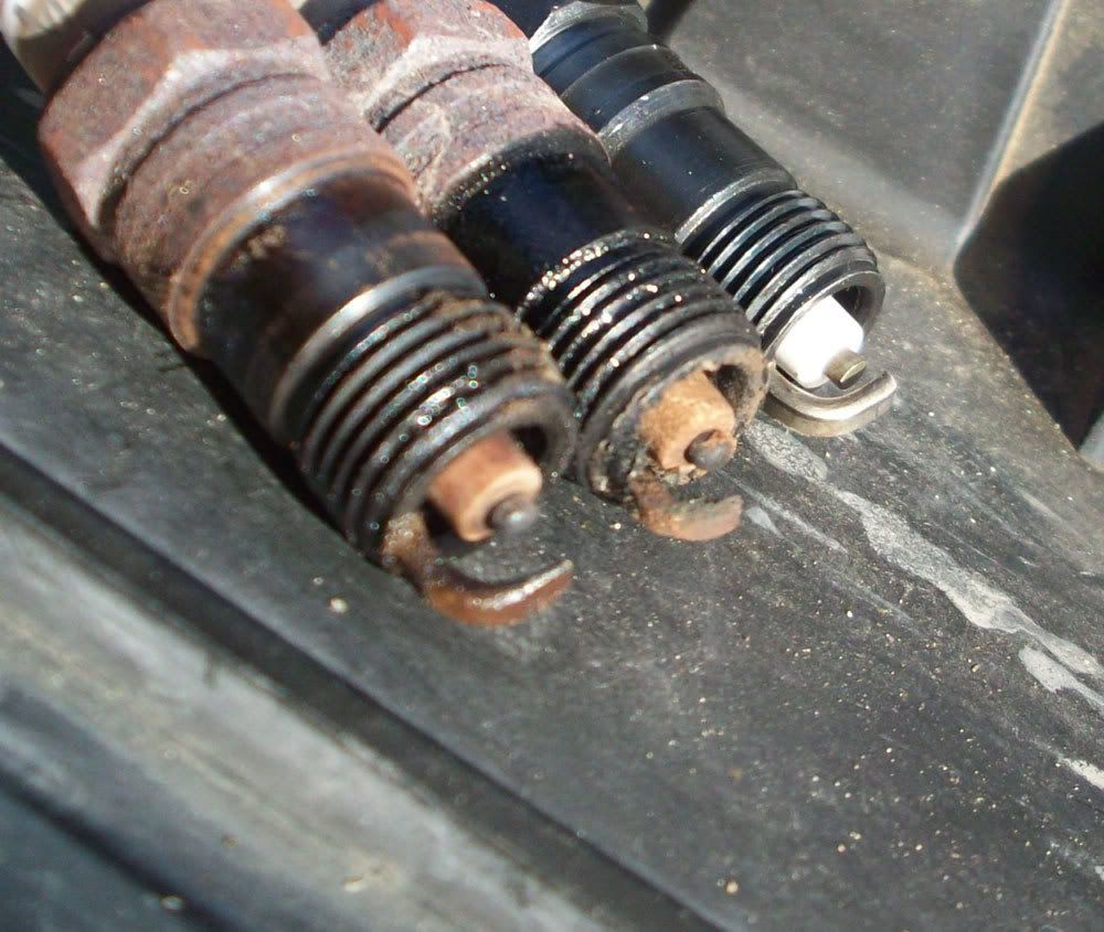 how come my rabbit doesn't has no spark plugs???? VW Vortex Volkswagen Forum