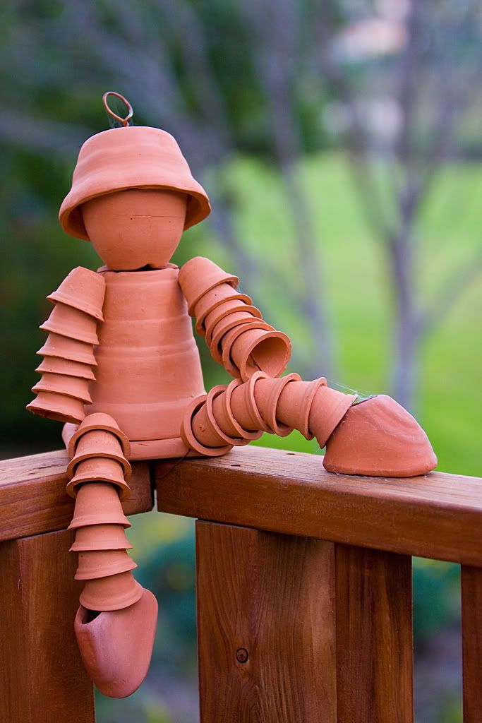 IMAGE: http://i48.photobucket.com/albums/f236/dgcorner/GKPE/potman.jpg