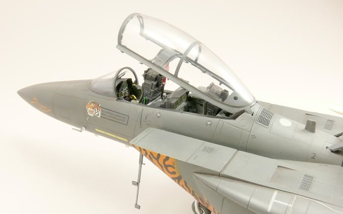 F15EMZ28.jpg