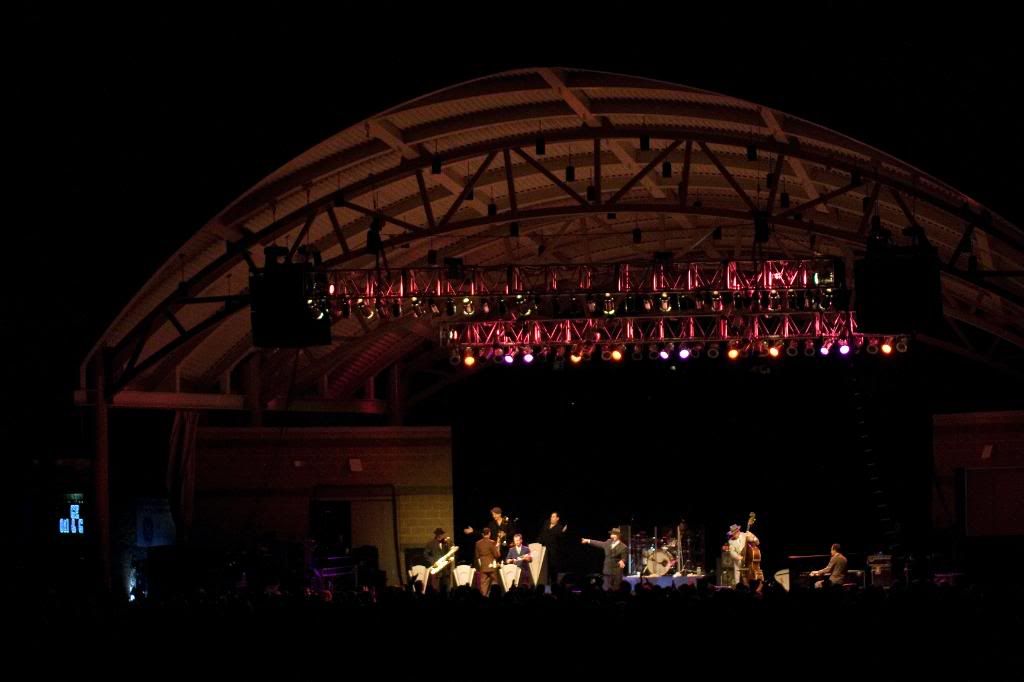 IMAGE: http://i48.photobucket.com/albums/f242/dmb70/Big%20Bad%20Voodoo%20Daddy%207-9-09/IMG_2053.jpg