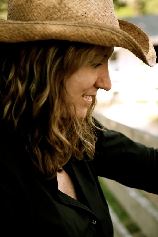 IMAGE: http://i48.photobucket.com/albums/f245/staceyshipp/IMG_1988.jpg