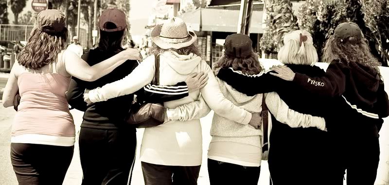 IMAGE: http://i48.photobucket.com/albums/f245/staceyshipp/unknown-1.jpg