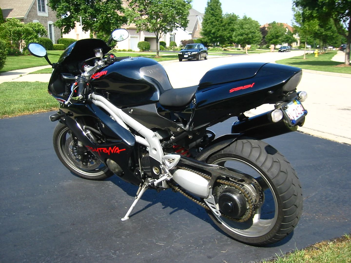 2004 triumph daytona 955i specs