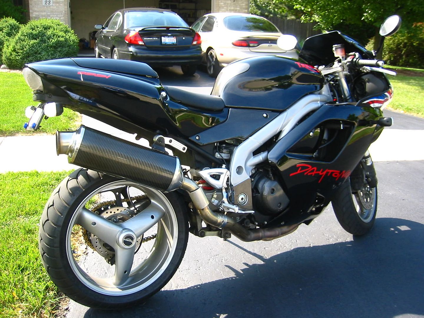 2004 triumph daytona 955i specs