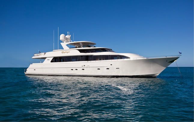 luxury-yacht-charters-symphony-II-13-1.jpg