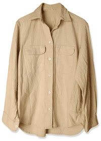 https://i48.photobucket.com/albums/f218/Volatile_Squirrel/shirt-buttoned.jpg