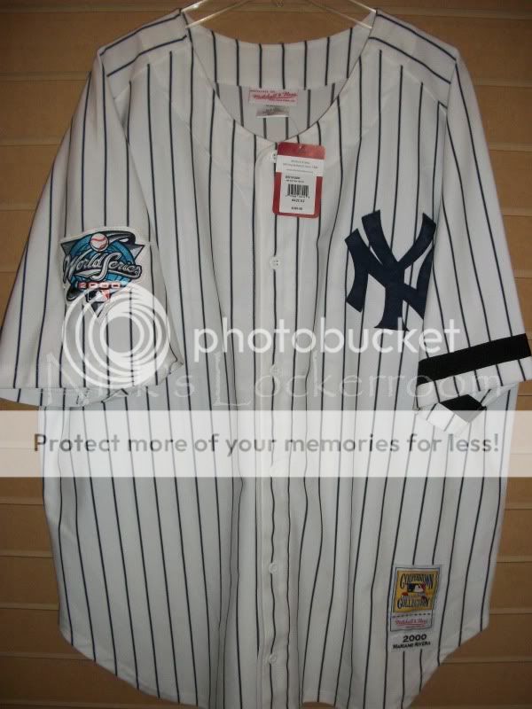   Mitchell & Ness 2000 NY Yankees Mariano Rivera Throwback Jersey 52