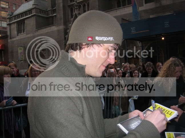 The Land of Mano, where the violins roam freely